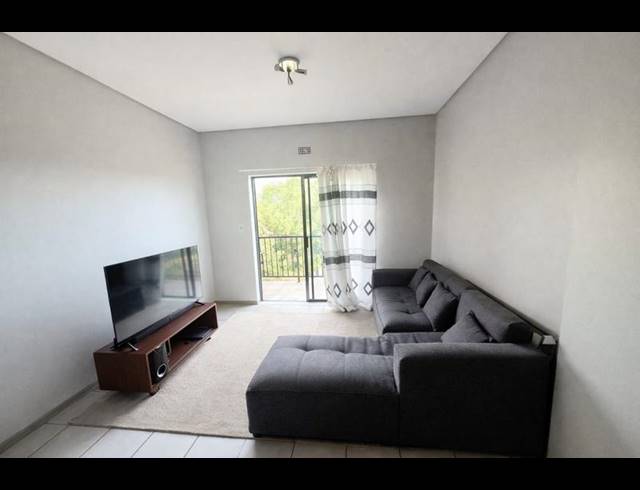 2 BEDROOM APARTMENT FOR SALE IN CLUBVIEW